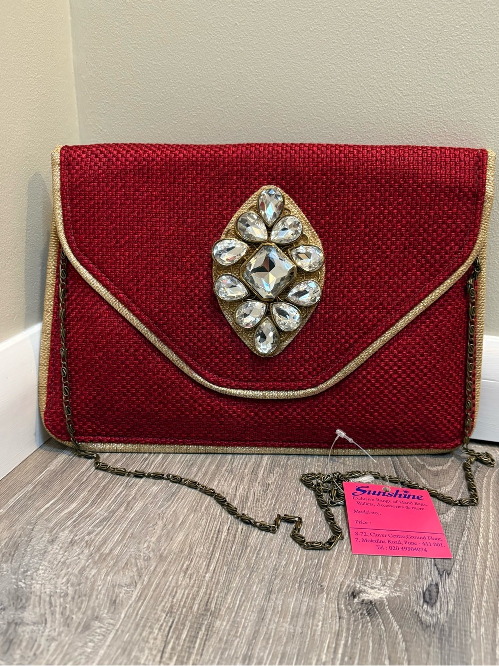 Red Jute Handbag with Kundan Stone Center NWT